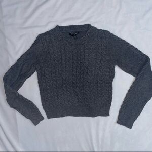 Womens gray textured Banana Republic crewneck sweater size XS
